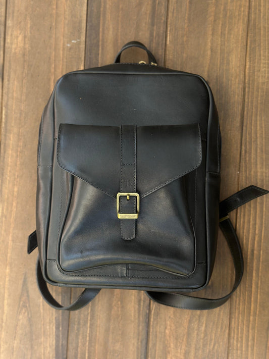 Mochila de cuero con bolsillo